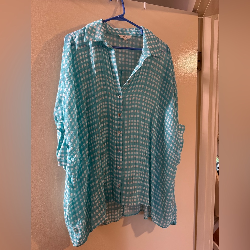 Entro Blue and White 3/4 Sleeve Button Down Shirt/Tunic